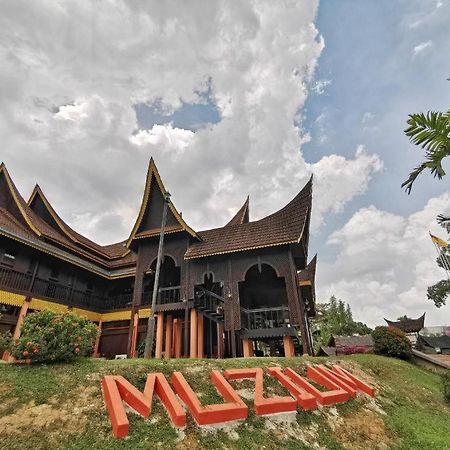 Palm Seremban Hotel Exterior foto